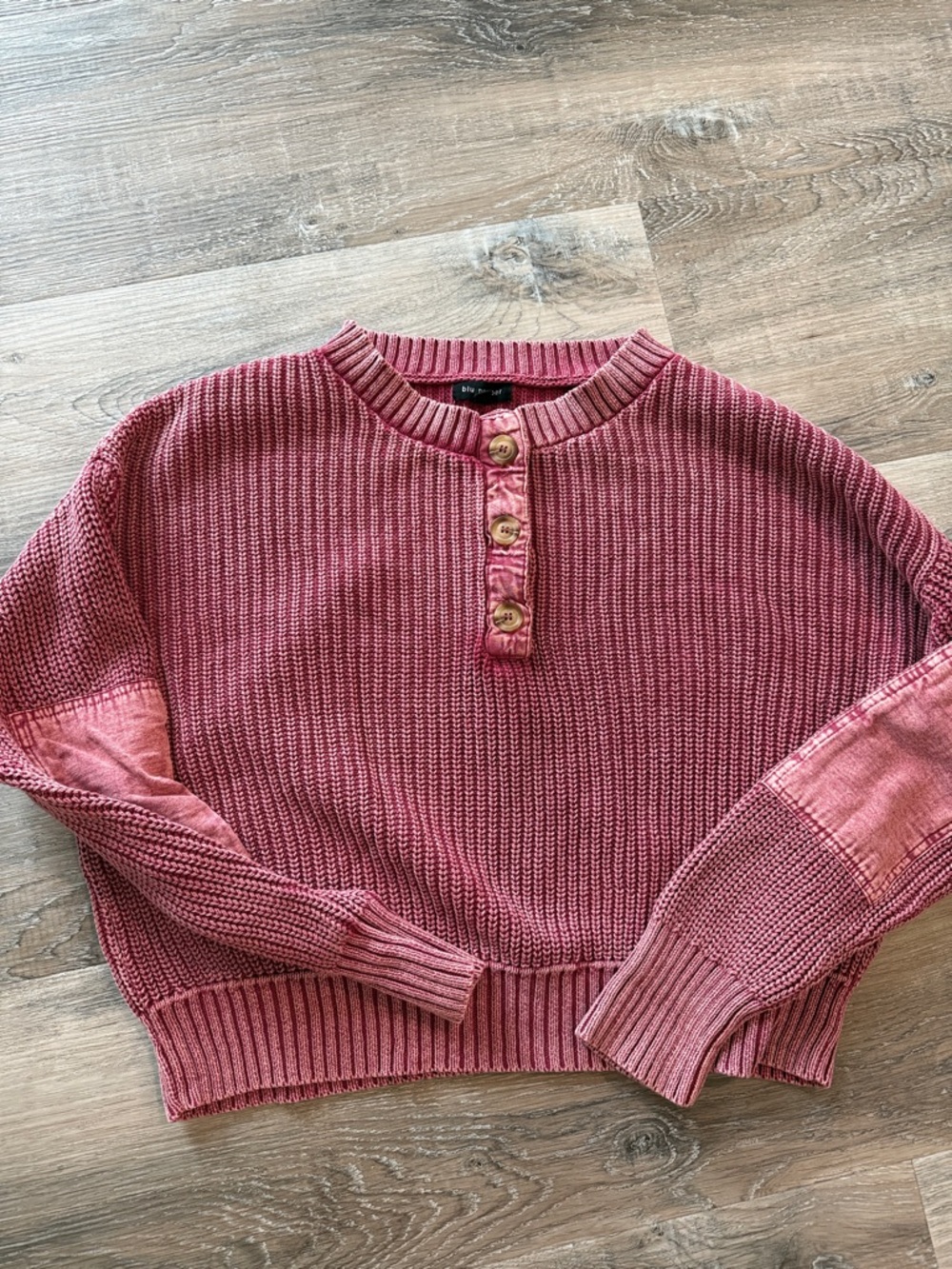 Blu Pepper Washed Rose Button Henley Sweater - Women sz m